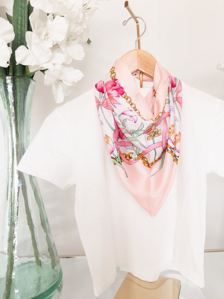 Lynn Scarf Pink Flower Chain