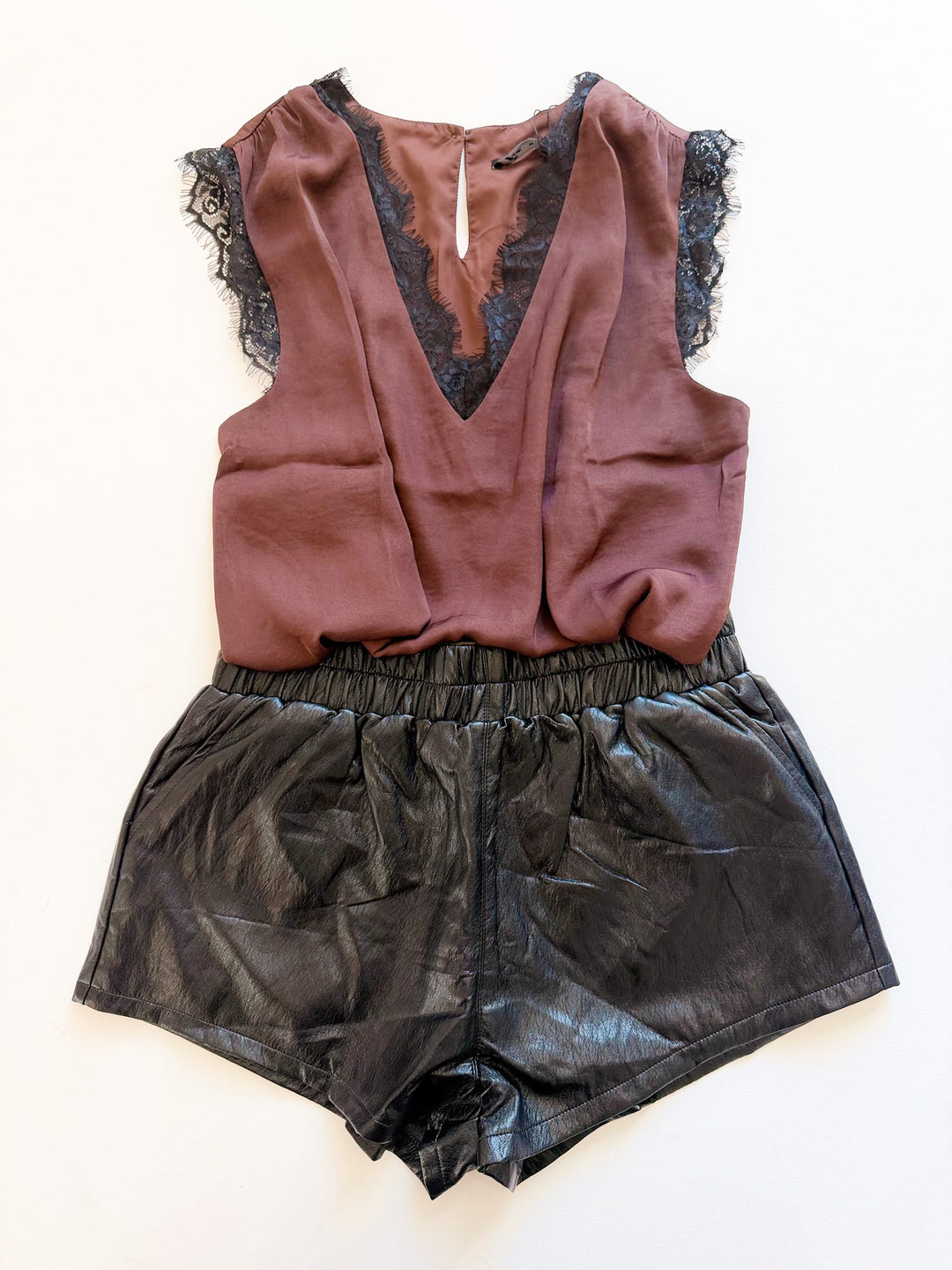 Lace Trim Sleeveless Blouse