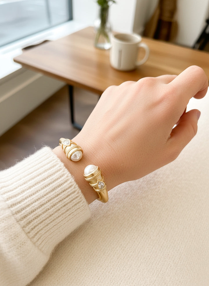 Jules Cuff Gold Pearl