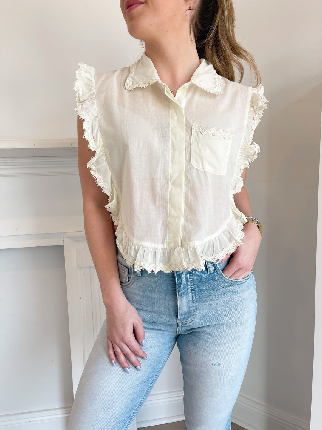 Insua Sleeveless Shirt