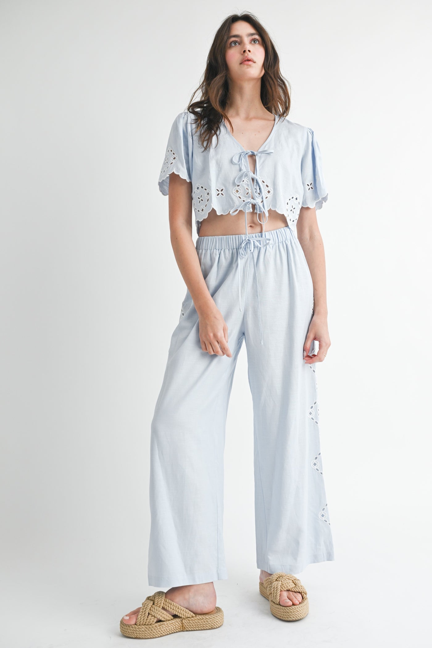 MABMST7976A Embroidered Linen Set