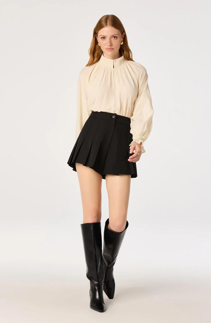 Paola Shorts