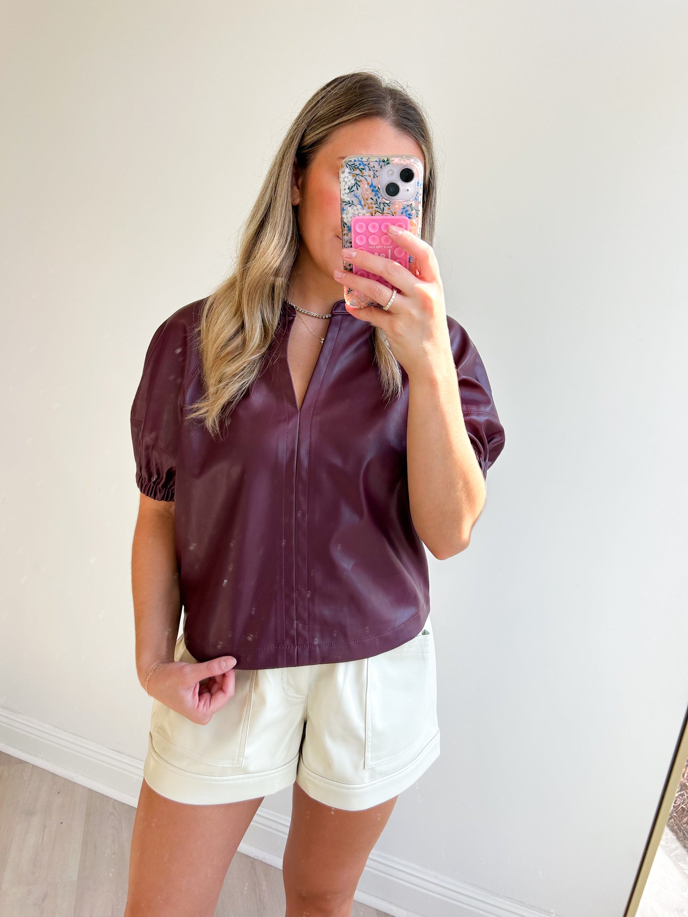 Roxanne Top Wine