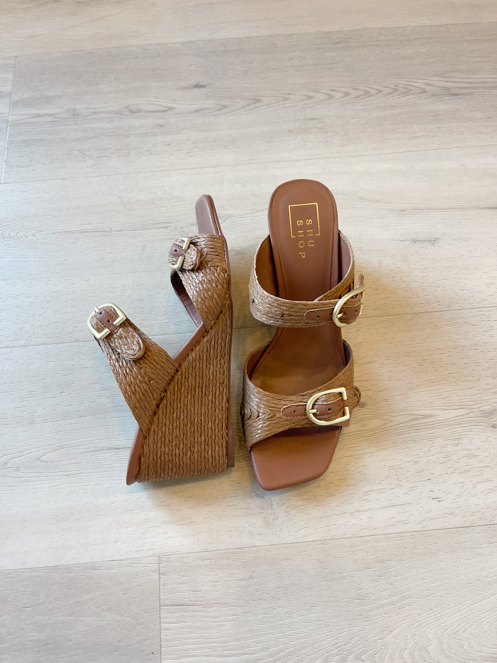 Ignacia Wedge