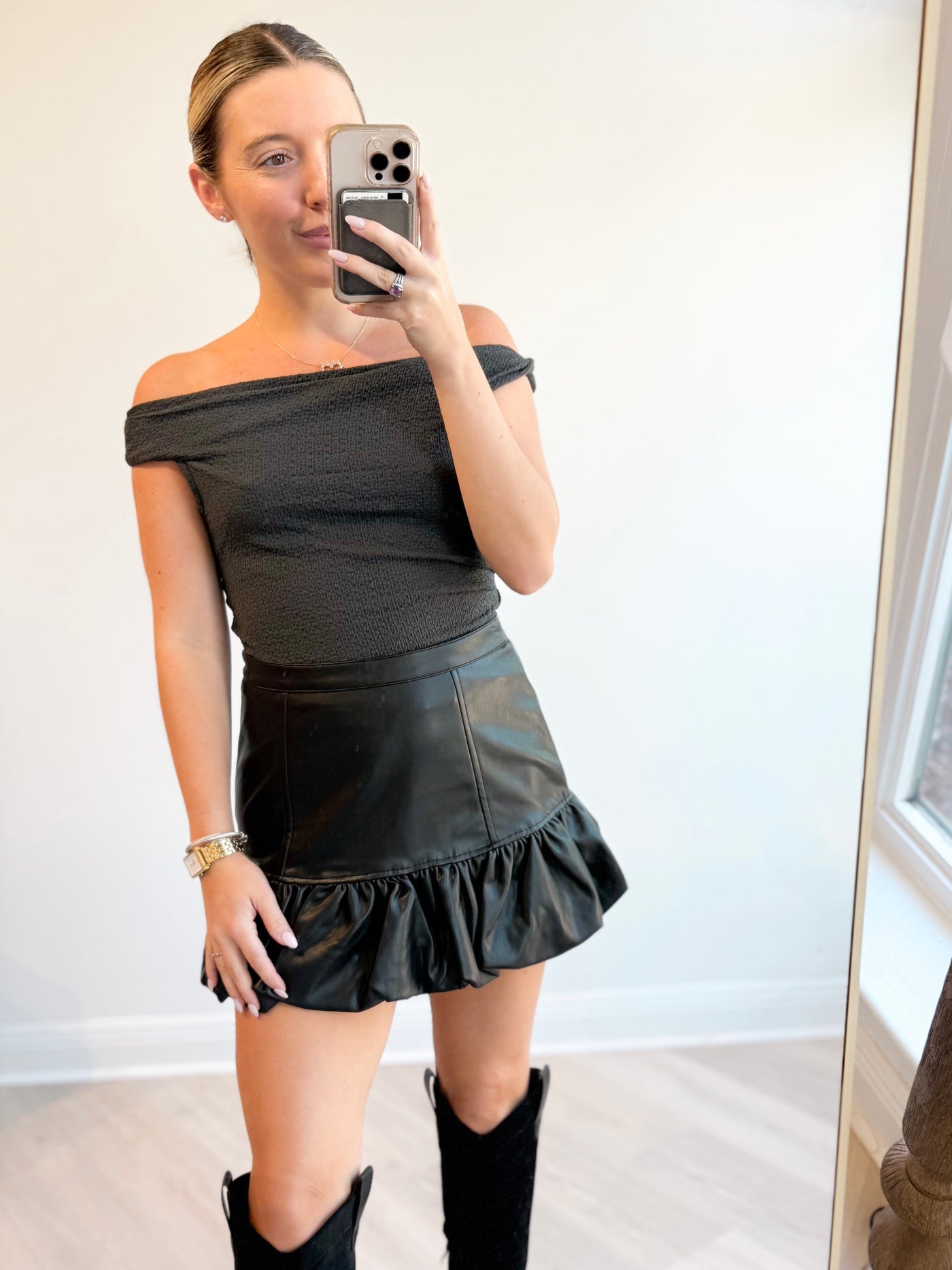 Lindy Off Shoulder Top