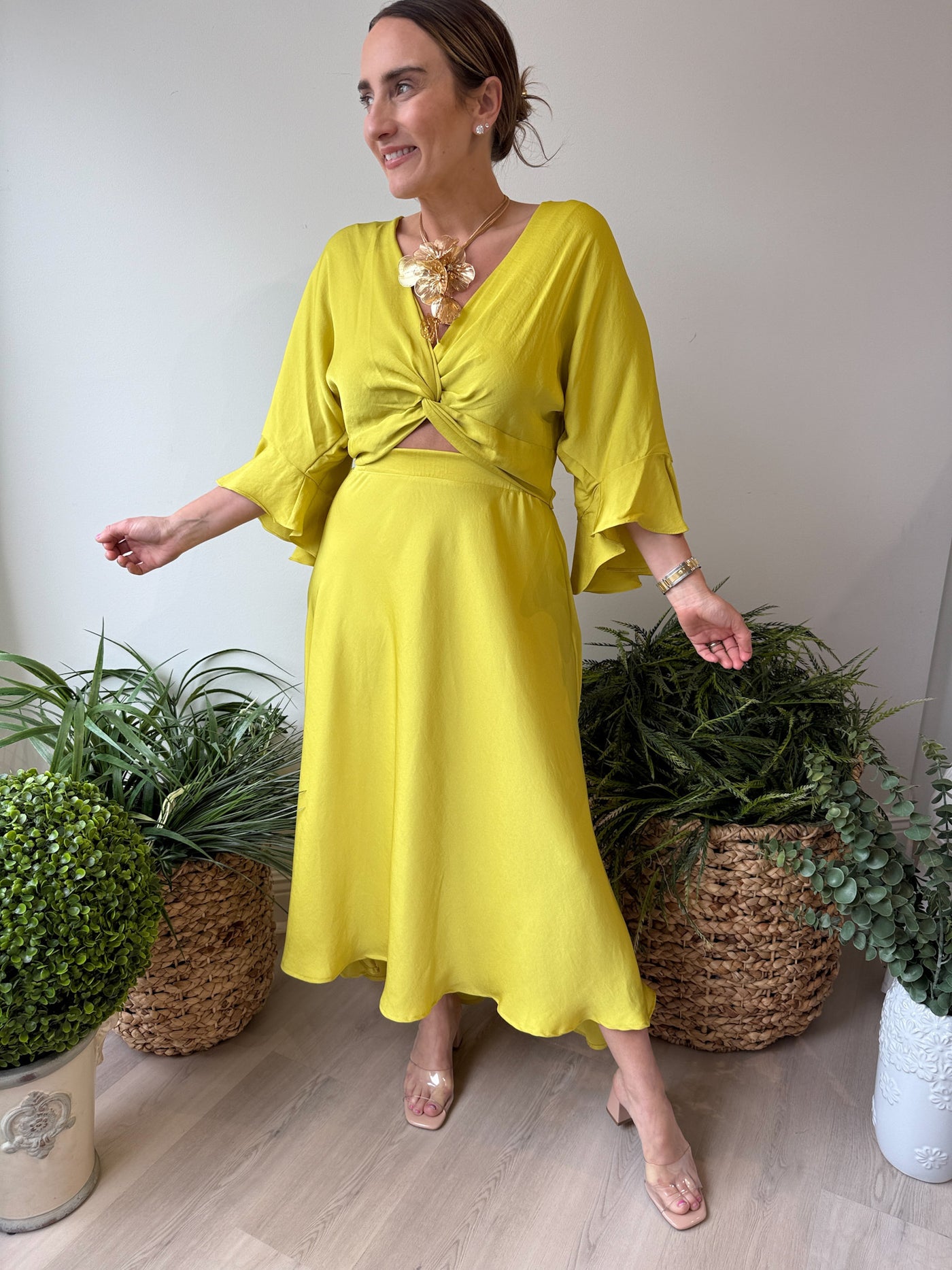 Wynne Midi Skirt chartreuse