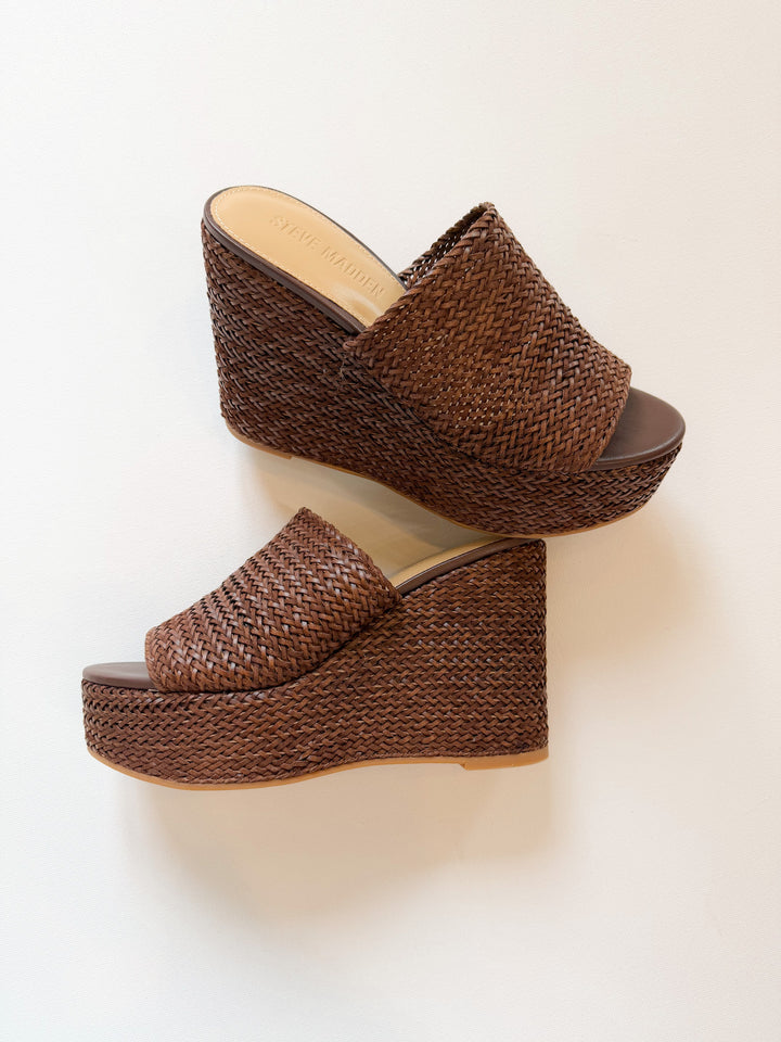 Cassi Wedge