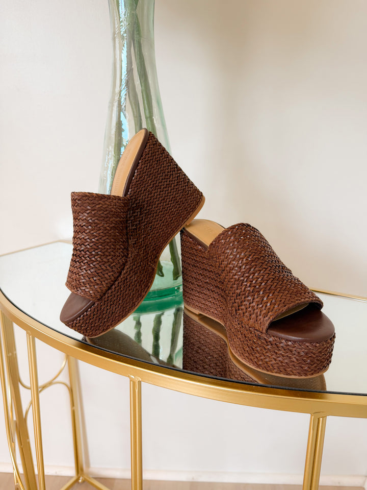 Cassi Wedge