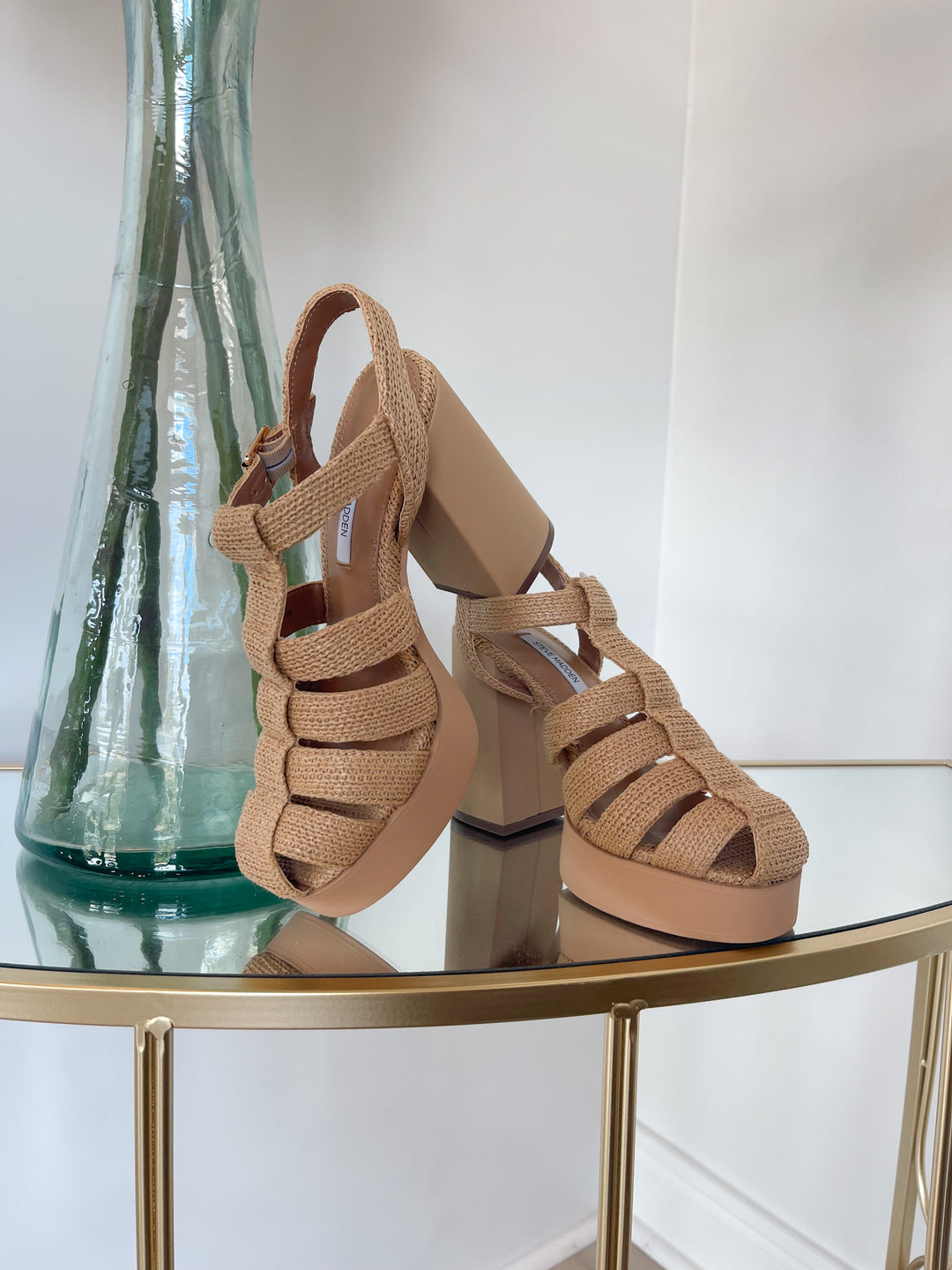 Teller Heel