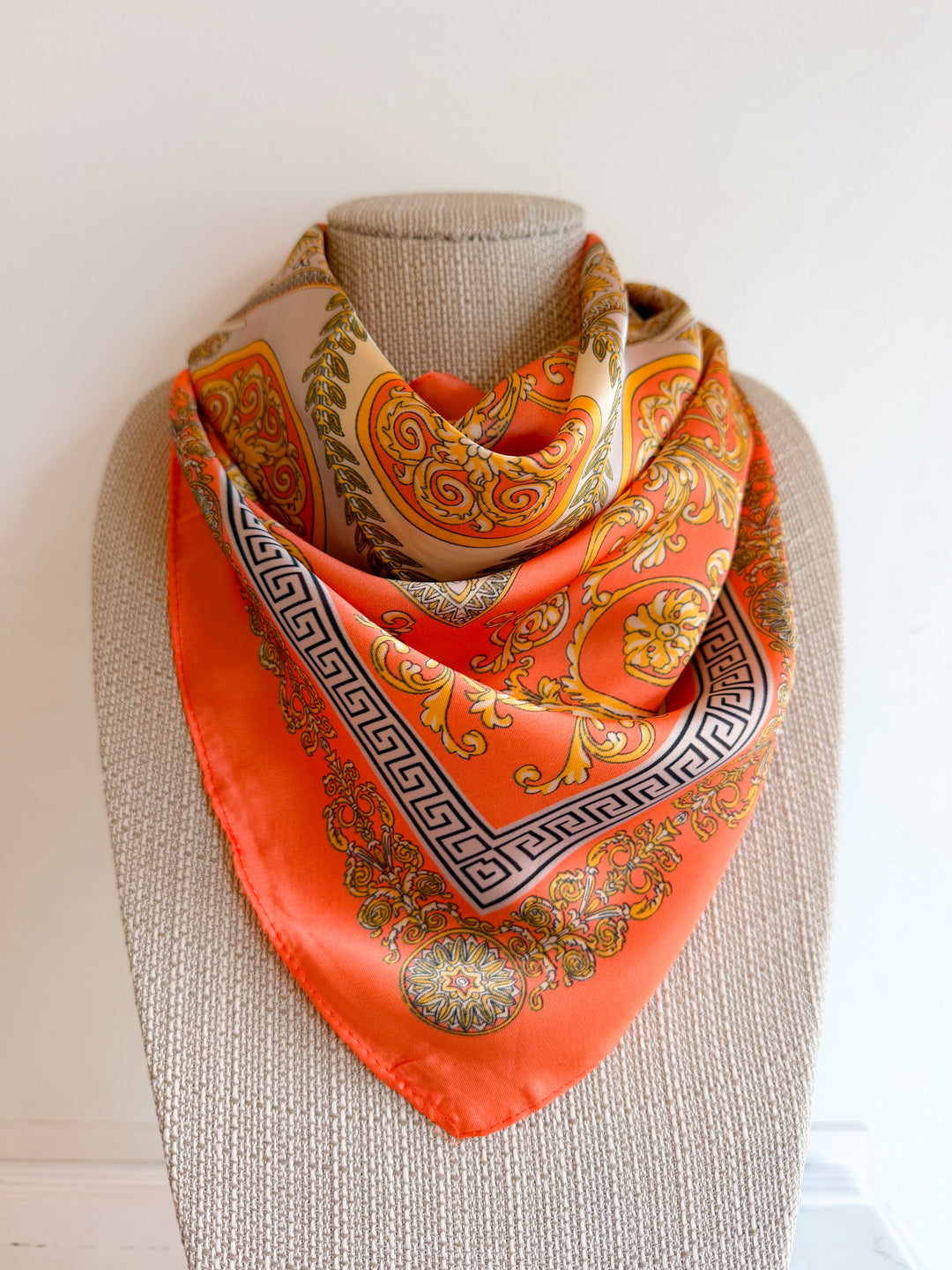 Halley Scarf Verse Orange Print