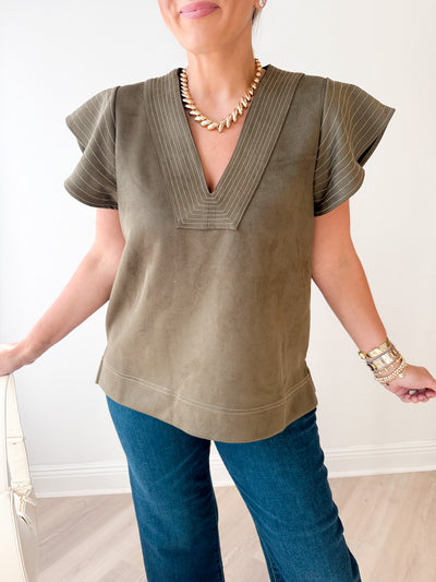 Hann Flutter Slv. Suede V-Neck Top