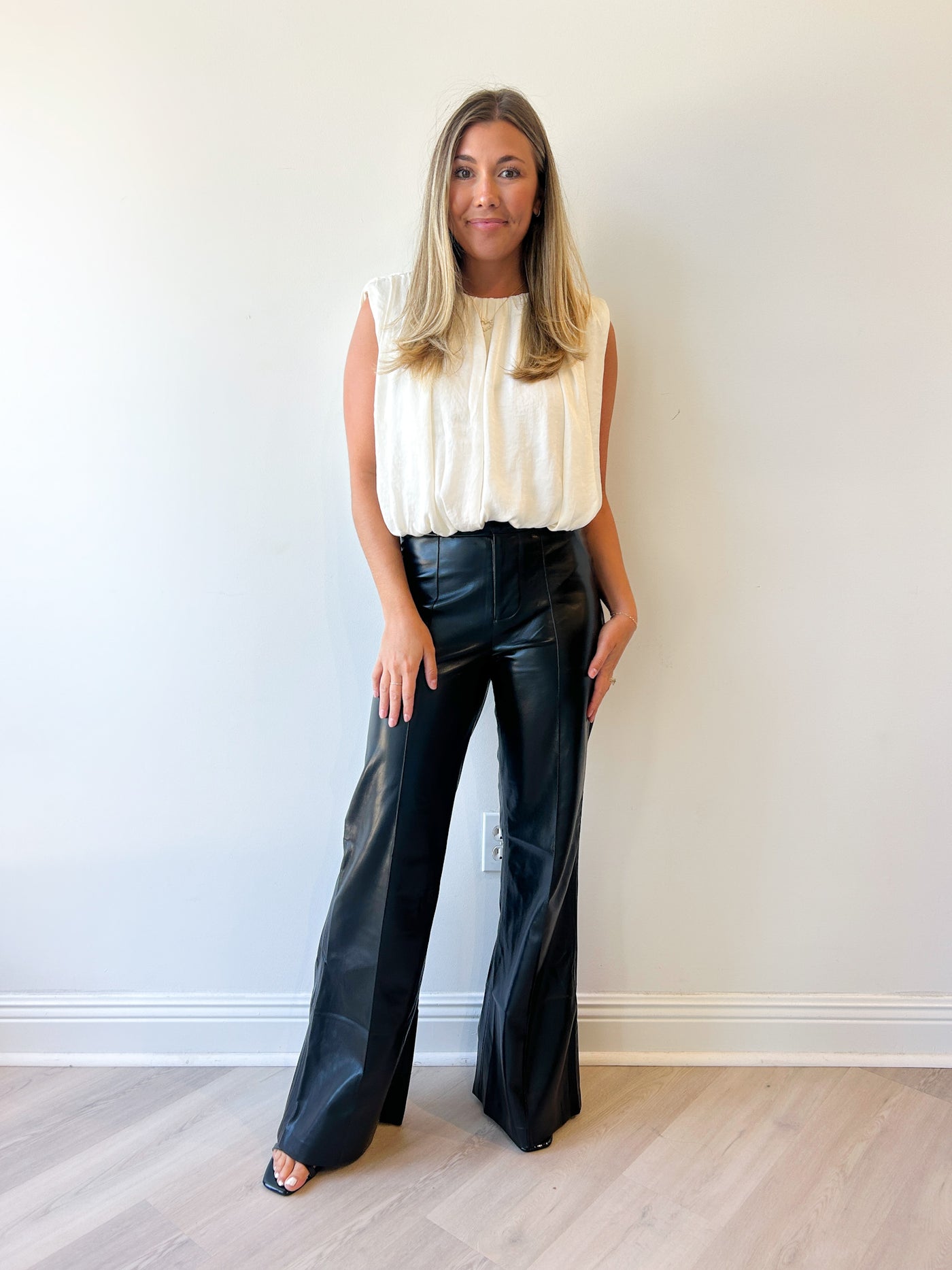Highwaist Faux Leather Wide Leg Pant Black