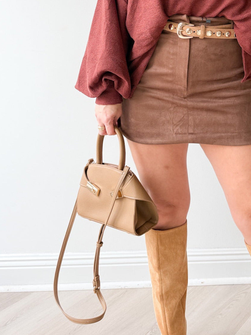 Brooks Buckleover Bag Camel