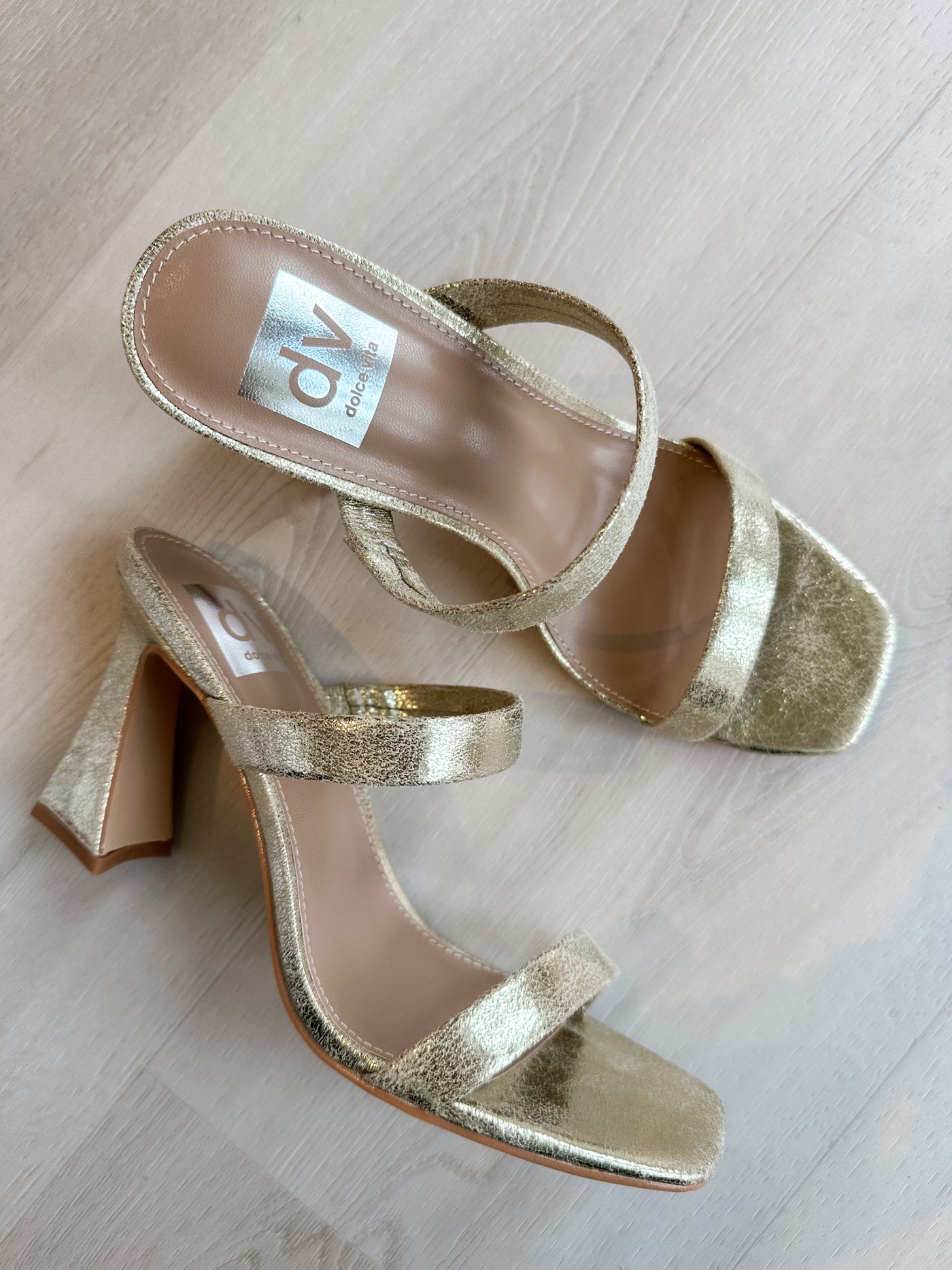 Yorke Heels gold