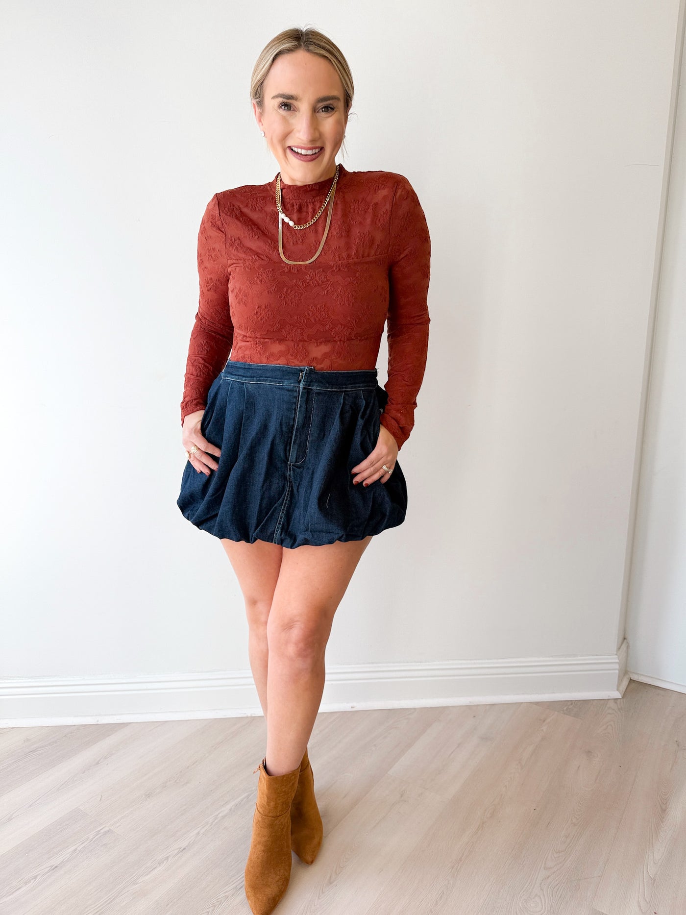 Anna Lg. Slv. Lace Bodysuit