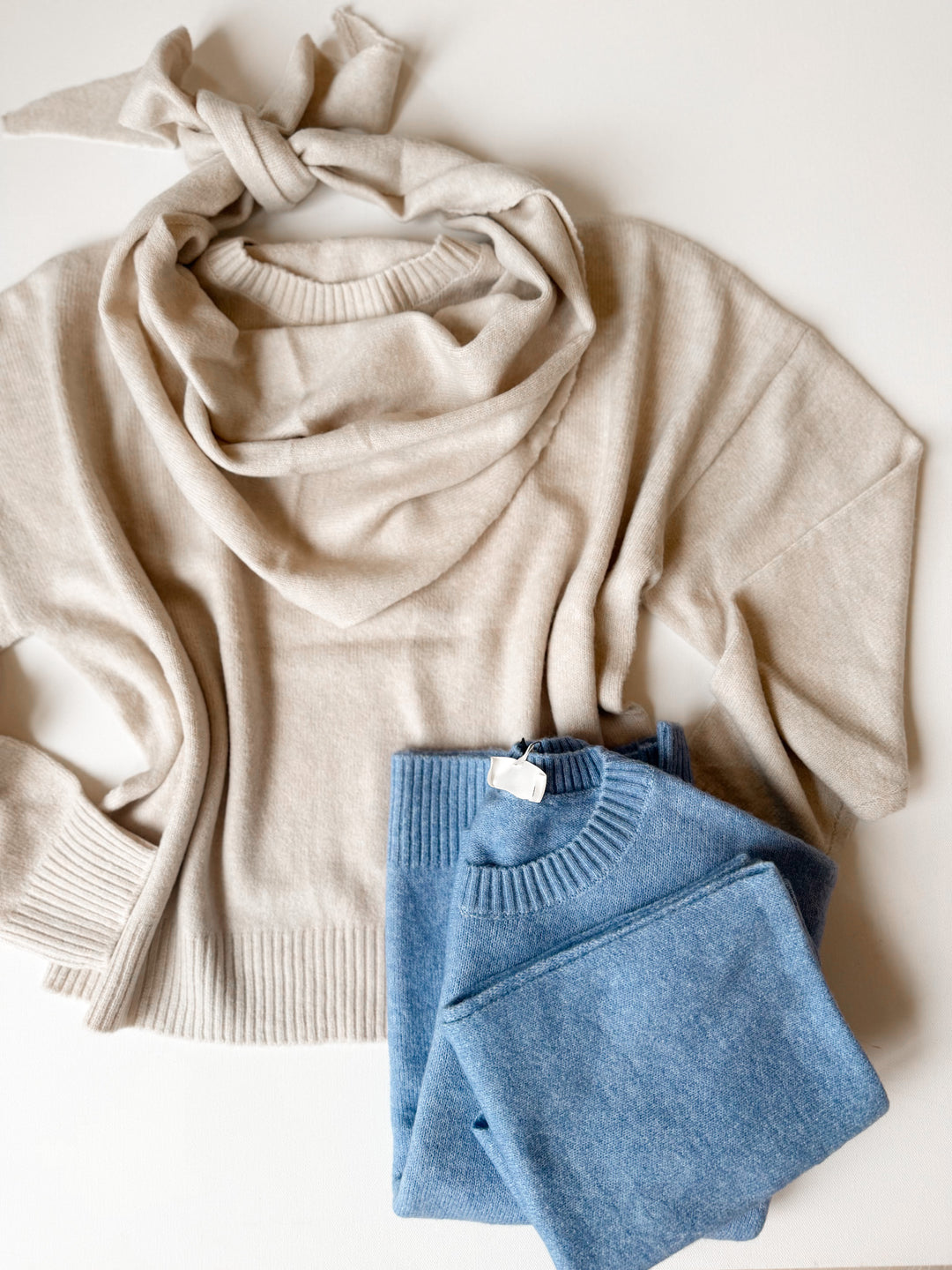 Sihara Long Sleeve Sweater w/Scarf