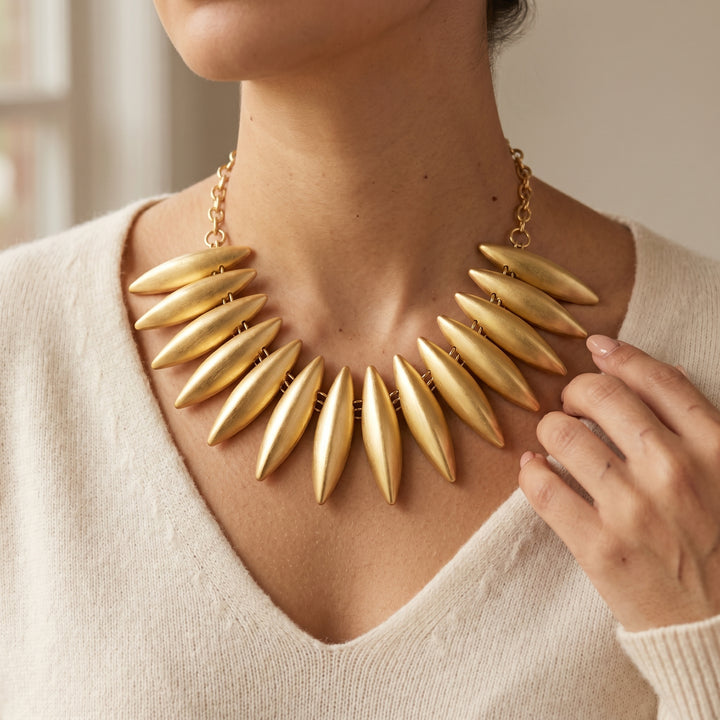 Inez Statement Necklace Gold