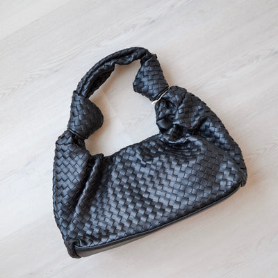 Knot Handle Woven Purse