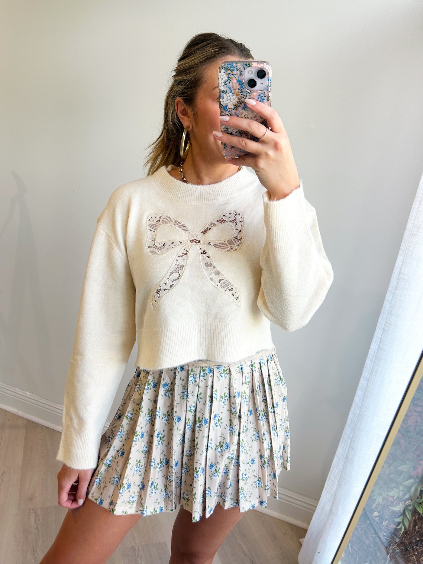 Lexi Bow Cropped Sweater Cream