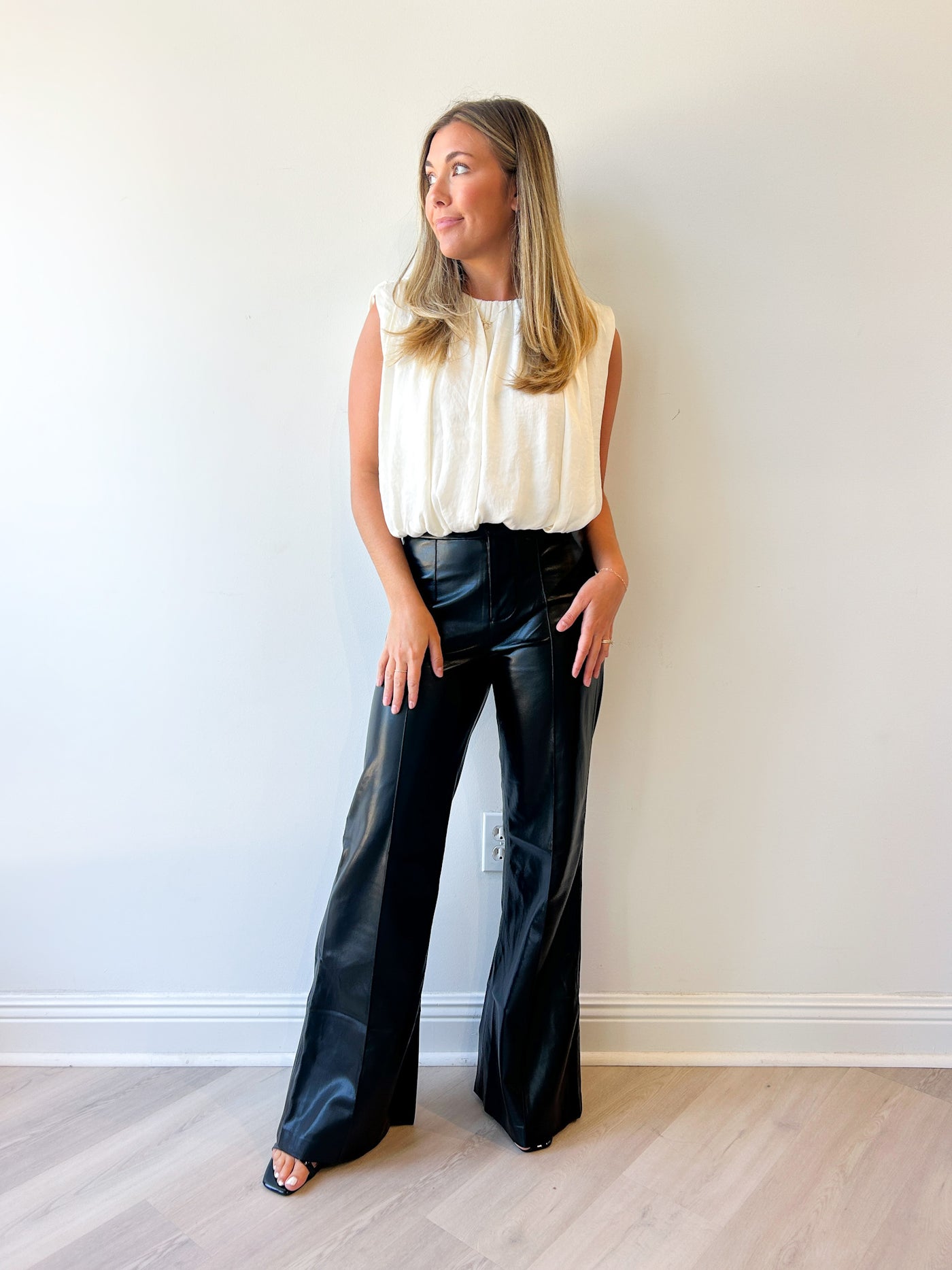 Highwaist Faux Leather Wide Leg Pant