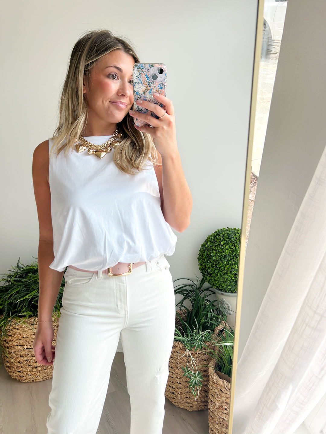 Chay Belt blush