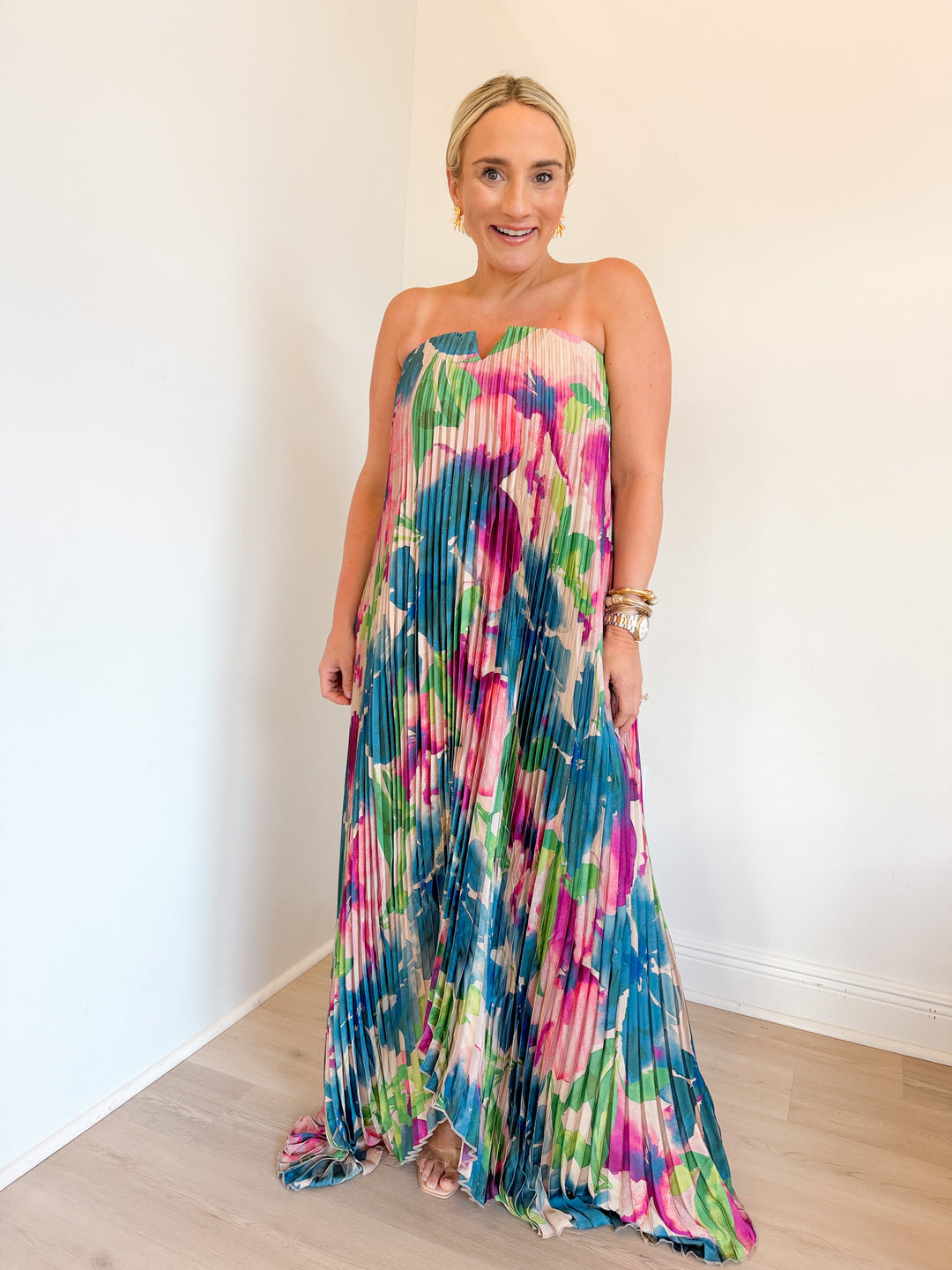 Kathy Strapless Pleated Midi Dress