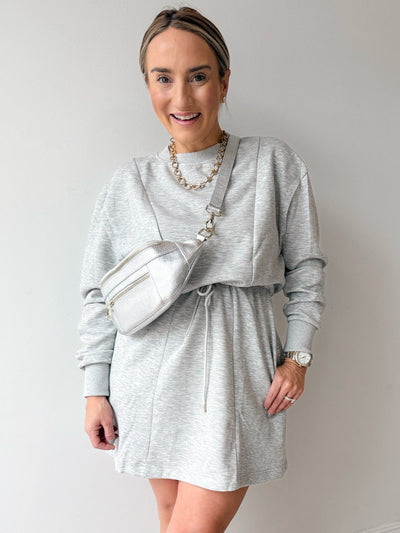 Metallic Crossbody silver o s