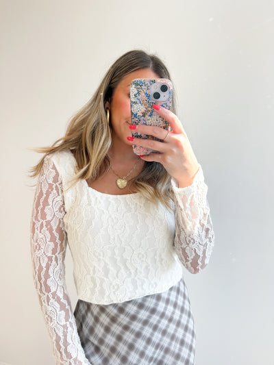 Low Lights Lace L/Slv Crop Top