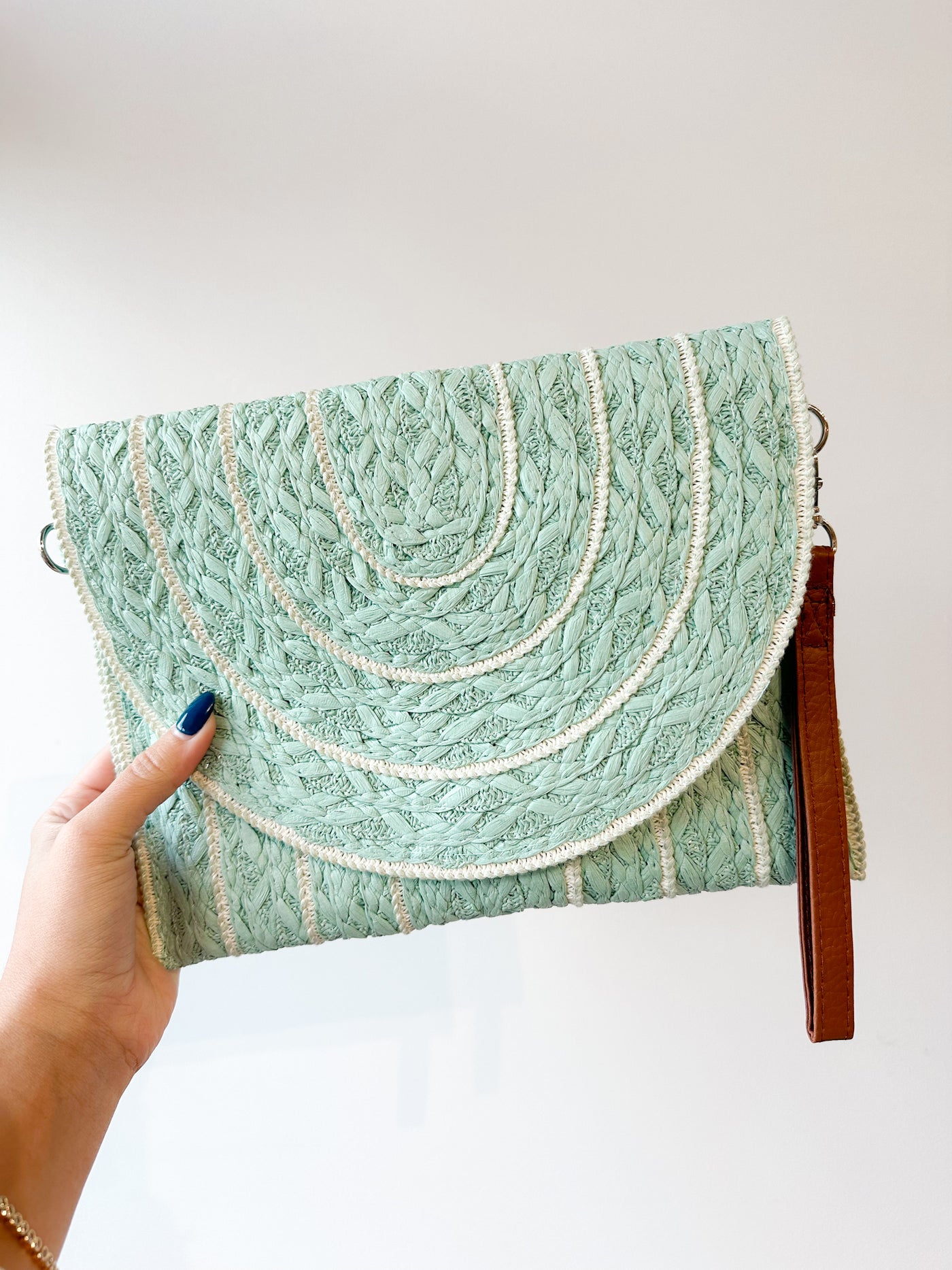 Straw Clutch mint 11" x 8.5"