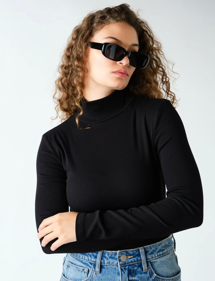 Micro Ribbed Mock Turtle Neck