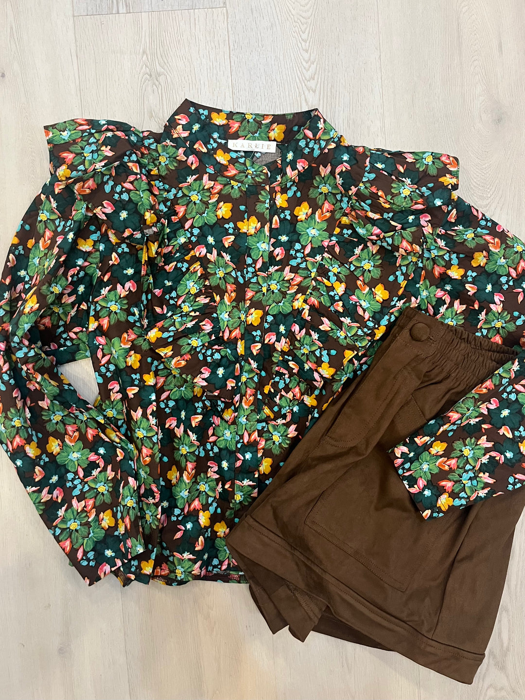 Gina Floral Button up Top