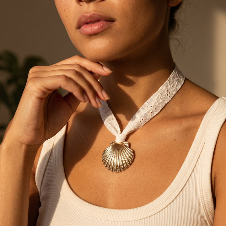 Harvey Eyelet Shell Necklace