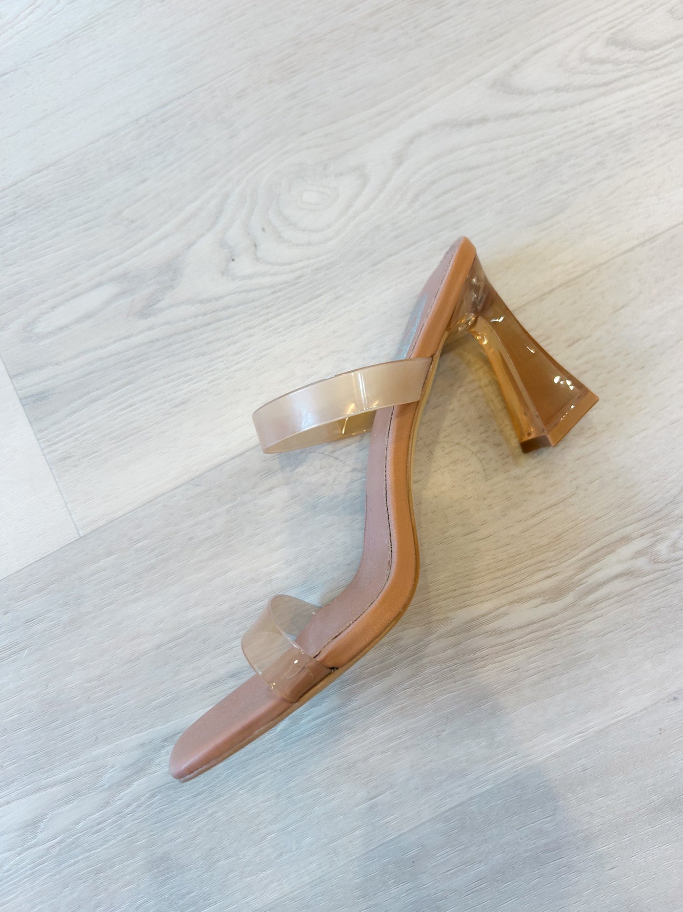 Yorke Heels honey