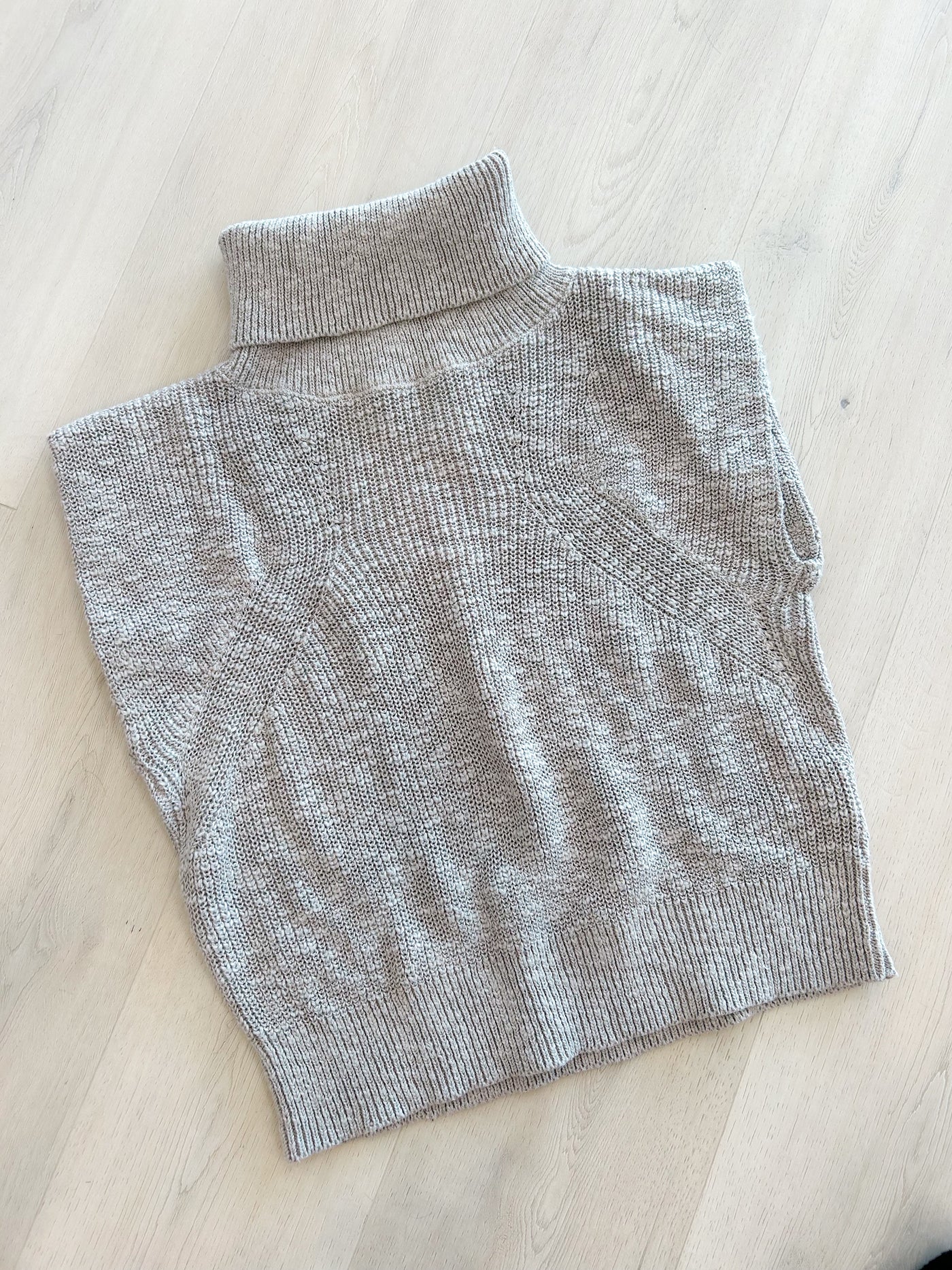 Shelby Sweater Tank grey