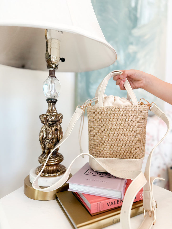 Meg Straw Bucket Bag ivory white o s