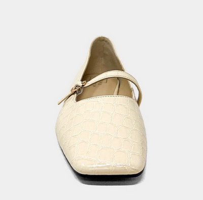 Adele Flat Shoe