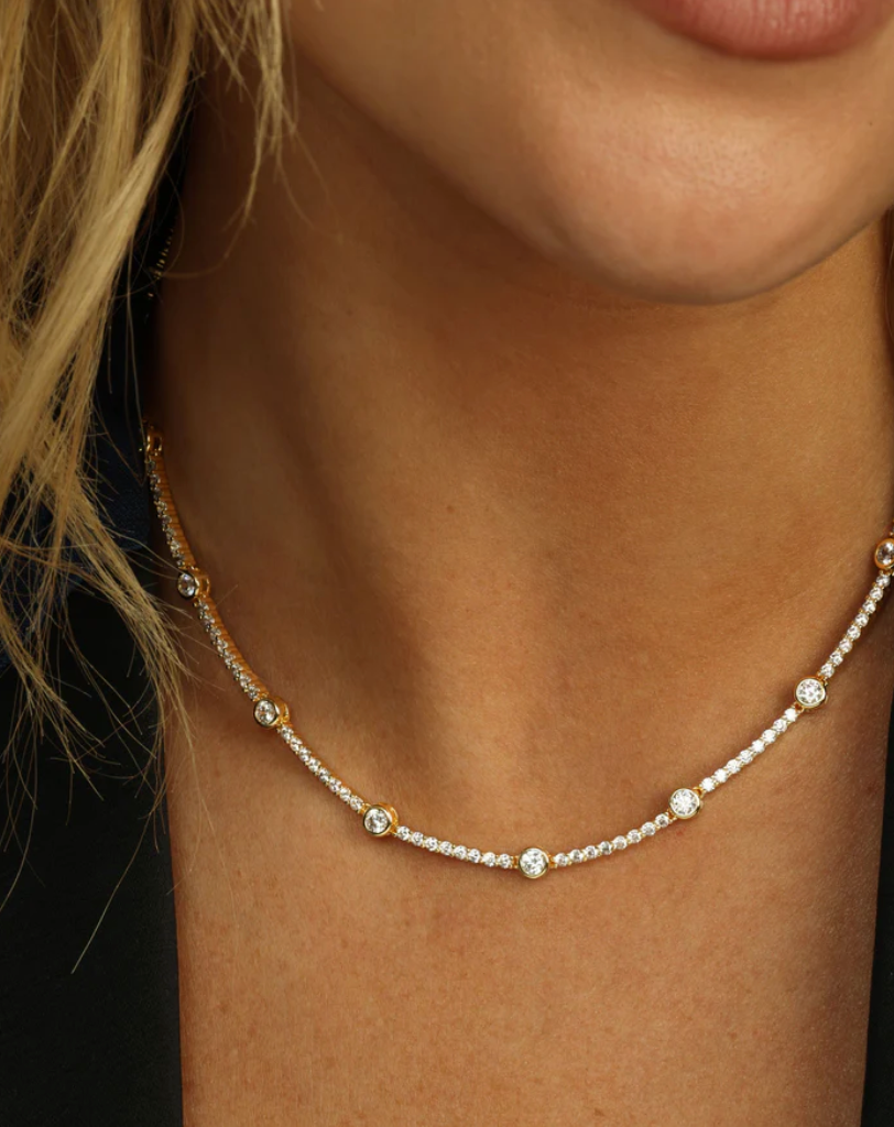 She's an Icon Station Necklace